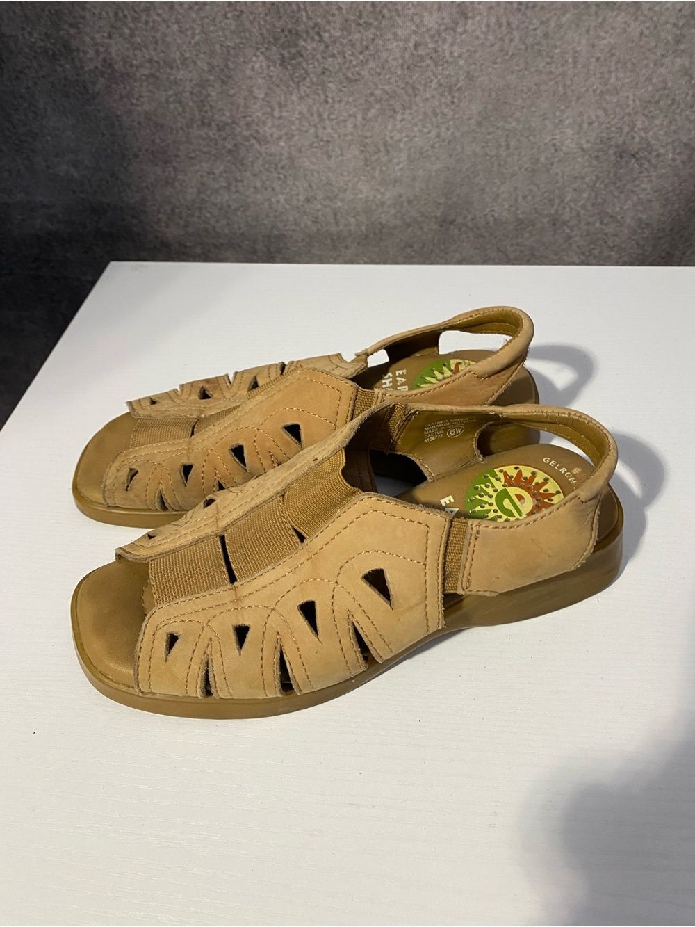 Earth Shoe Gelron 2000 Vintage Tan Leather Cutout Sandals Clogs Women's Size 6W